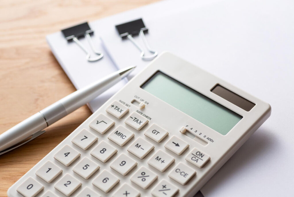 公務員を目指す専門学校の学費の平均額は？